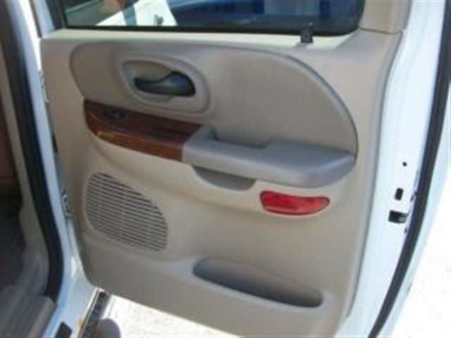 2003 Ford F-150 4dr SuperCrew King Ranch 4WD Styleside SB